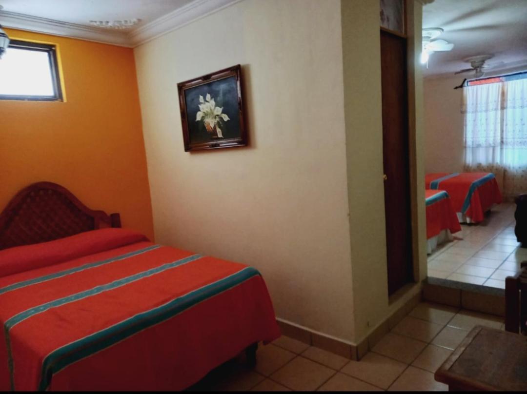 Hotel Posada De La Conspiracion دولوريس إيدالغو المظهر الخارجي الصورة